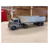 Grain Semi Smith Miller