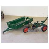 (2) 1/16 Oliver Spreader + Plow