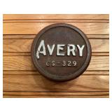 Avery Axle Cap