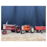 (3) 1/16 Farmall 560, Tru-Scale M, Wagon