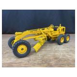 1/24 Caterpillar No. 12 Grader Ertl