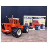 1/32 AC 440 NIB Ertl