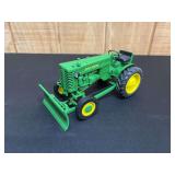 1/16 John Deere M w/Blade SC