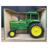 1/16 John Deere 4430 NIB Ertl