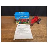 1/16 Farmall Super M-TA 1991 NFTS NIB Ertl