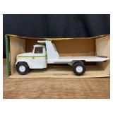 1/16 John Deere Tilt Bed Truck NIB Ertl