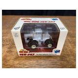 1/64 Big Bud 16V-747 Modern Field Edition NIB DCP