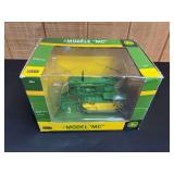 1/16 John Deere MC Crawler NIB SC