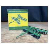 1/16 John Deere Disk NIB Eska