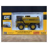 1/50 Caterpillar 777D Truck w/Klein Water Tank NIB Norscot