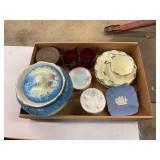 Assorted Ceramicware Items