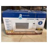 GE Appliances 1.4 Cubic Foot Countertop Microwave Oven