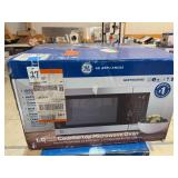 GE Appliances 1.0 Cubic Foot Countertop Microwave Oven