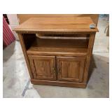 Wood Grain Finish Media Stand with Lower Cabinet