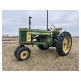 John Deere Model 520 Gas Row Crop