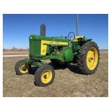 John Deere Model 620 Row Crop Gas