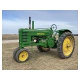 John Deere Early Styled Model B