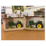 (2) 1/16 John Deere L + LA NIB SC