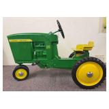 John Deere 20 Pedal Tractor Ertl