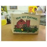 1/16 John Deere 4250 1982 NFTS NIB Ertl
