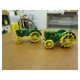 (2) 1/16 John Deere D + GP Ertl