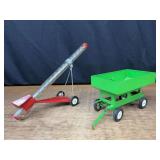 (2) 1/16 Huskee Gravity Wagon + Auger Ertl