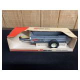 1/16 New Idea Spreader 1st Edition NIB SM