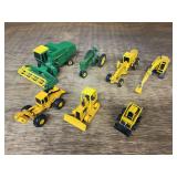 (7) John Deere + Caterpillar