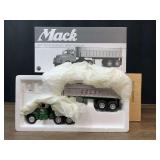 1/34 Mack B-Model CTC Dump Trailer Semi NIB 1st Gear