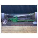 1/16 1941 Chevrolet Flatbed Truck NIB DCP