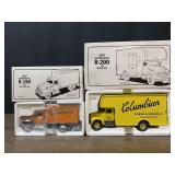 (2) 1/34 International Trucks NIB 1st Gear