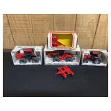 (5) 1/32 Case-IH + IH Ertl