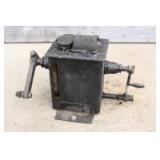 Madison-Kipp Manufacturing Company oiler