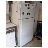 GE Refrigerator
