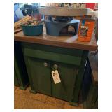 Lapidary Equipment for polishing stones on Cabinet Base with Assorted Stones