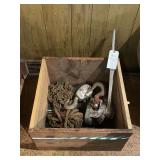 Fence Stretcher and come along, Lever Hoist with Chain and Rope in Wooden Crate