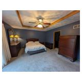 Thomasville Bedroom Furniture Set
