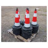 (50) High-Visibility Traffic Safety Cones 28" Tall