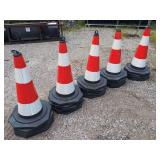 (25) High-Visibility Traffic Safety Cones 28" Tall