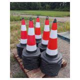 (50) High-Visibility Traffic Safety Cones 28" Tall