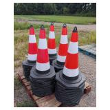 (50) High-Visibility Traffic Safety Cones 28" Tall
