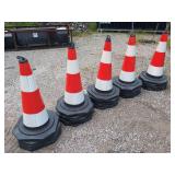 (25) High-Visibility Traffic Safety Cones 28" Tall