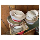 Mixed Assortment of Kitchenware, Mixing Bowls, and Bakeware