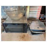 Kitchen Appliance and Glassware Lot Featuring Farberware Toaster Oven, George Foreman Lean Mean Fat Grilling Machine, and Glass Punch Bowls
