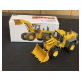 1/50 Hanomag 70E Wheel Loader NIB Conrad