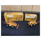 (2) 1/35 Case Trencher NIB