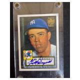 2001 Topps Archives Gil McDougald Autograph Card #372 New York Yankees