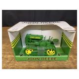 1/16 John Deere Lindeman Crawler NIB SC