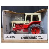 1/16 IH 1066 5 Millionth NIB Ertl