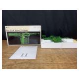 1/16 John Deere 214-T Baler Precision NIB Ertl